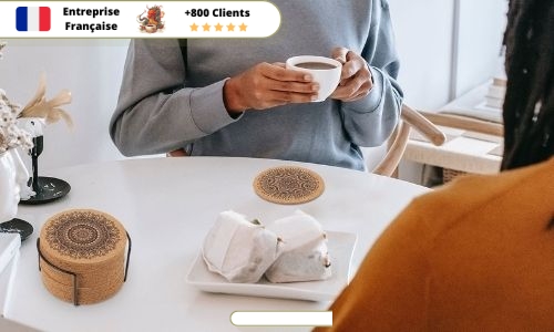 Sous-Tasse-Cafe-avec-Thé